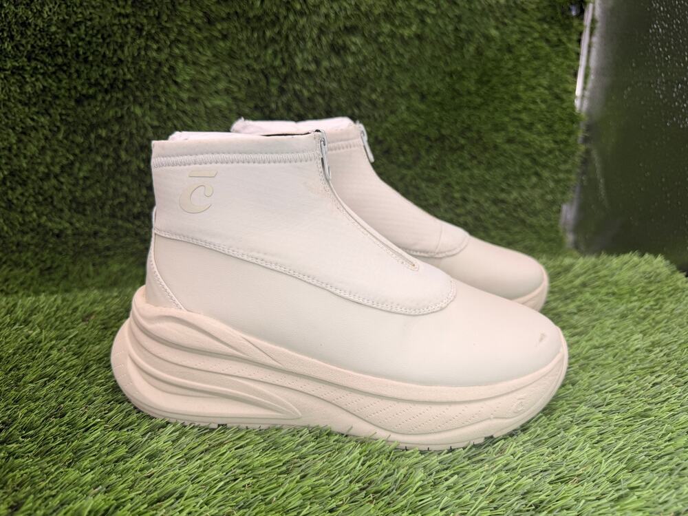 Clove SuperBoot Athletic Sneaker Women's 7.5 Beige Vegan Leather Workout Running